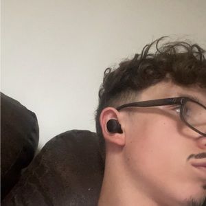 Meet your Posher, Guyguy